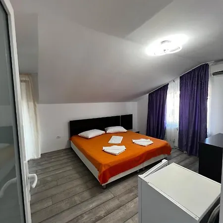 Guest house Iris Mamaia Nord *